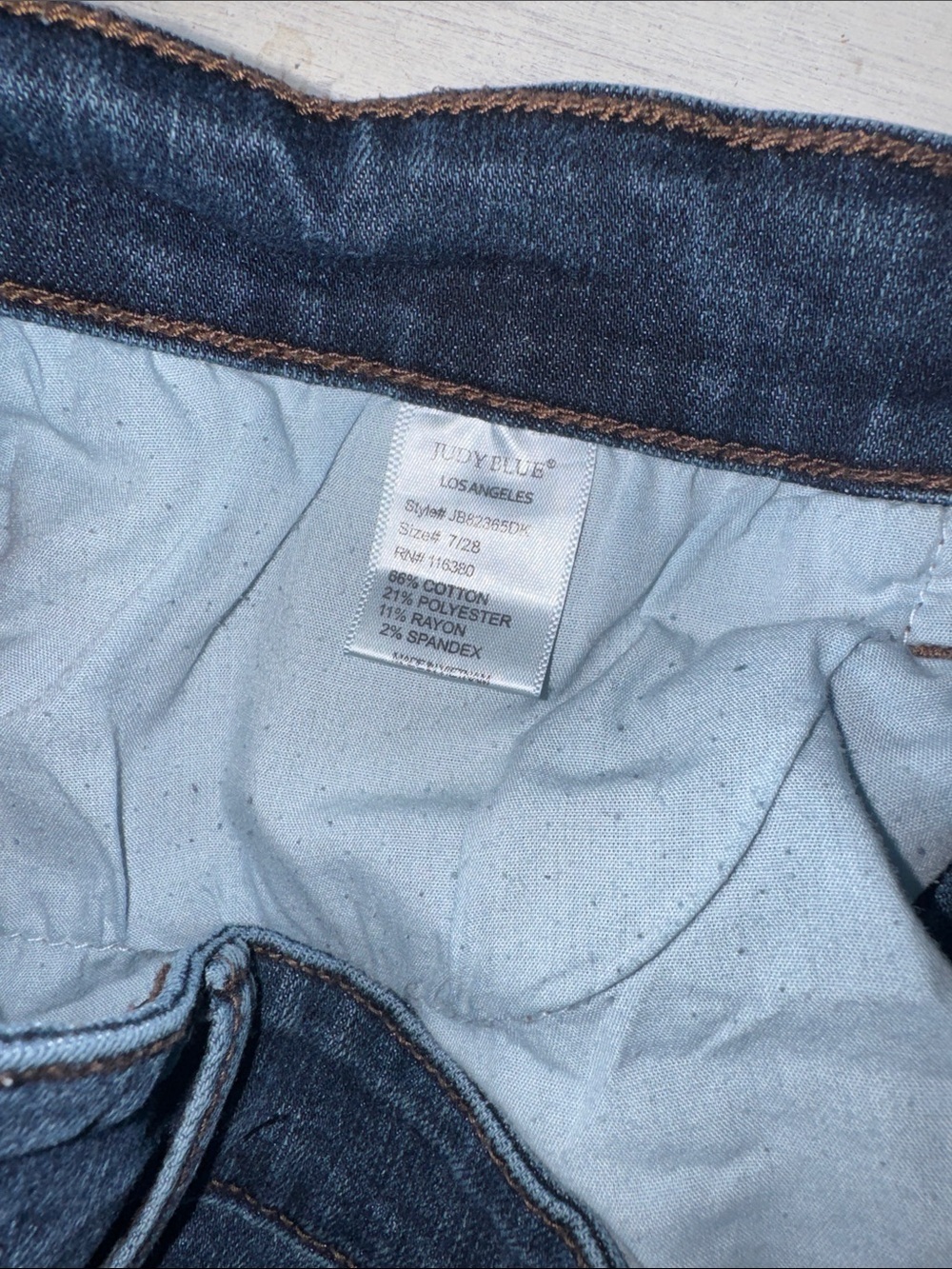 Judy Blue Dark Wash Ankle Skinny Jeans with Raw Hem - Picture 4 of 7